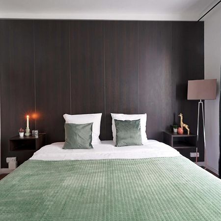 Large Modern Studio Close To The Eiffel Tower And Paris Highlights Lejlighed Eksteriør billede