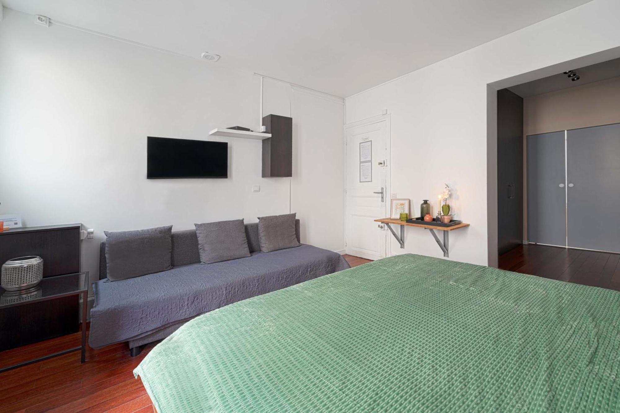 Large Modern Studio Close To The Eiffel Tower And Paris Highlights Lejlighed Eksteriør billede